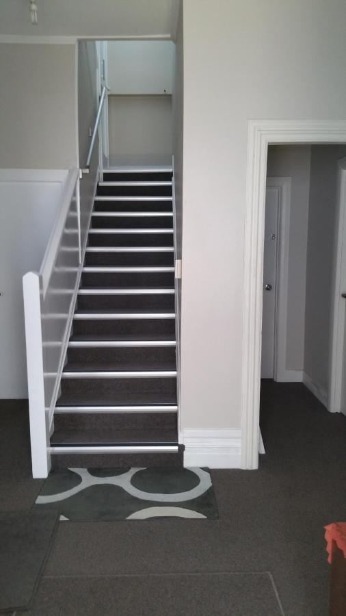 Auckland Budget Inn エクステリア 写真
